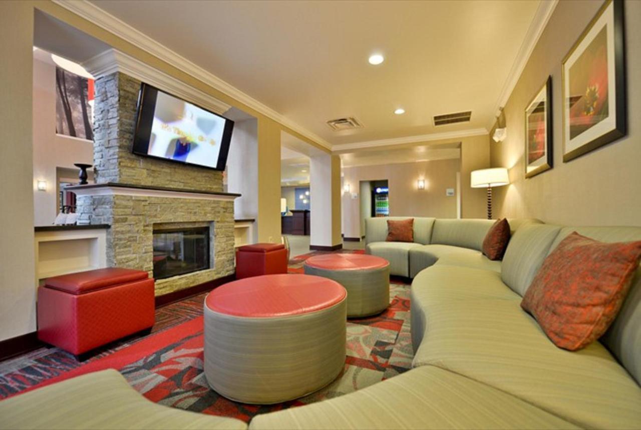 Holiday Inn Express Canandaigua By Ihg Bagian luar foto